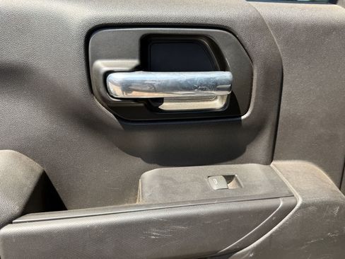 Used 2021 Chevrolet Silverado 1500 Custom RWD image 11