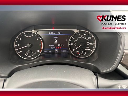 Used 2025 Nissan Altima 2.5 SV image 18