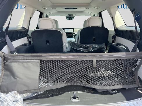 New 2026 Hyundai Palisade Calligraphy AWD/4WD image 13