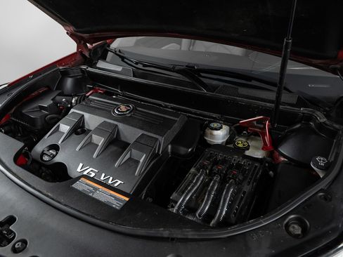 Used 2013 Cadillac SRX Luxury w/ Driver Awareness Package image 44