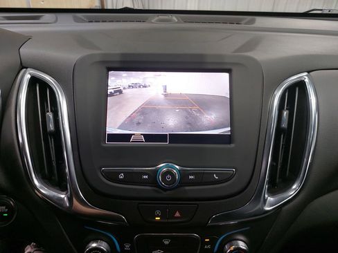 Used 2024 Chevrolet Equinox LT image 43