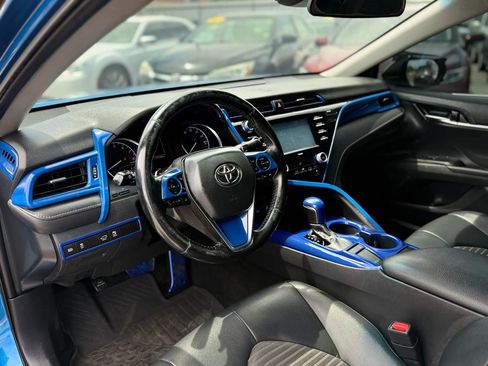 Used 2020 Toyota Camry SE image 24