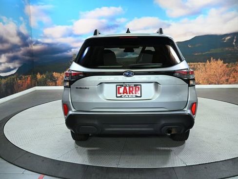 Used 2025 Subaru Forester Premium AWD/4WD image 7