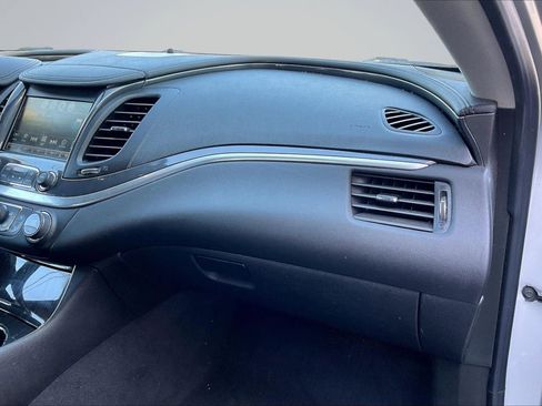 Used 2020 Chevrolet Impala LT FWD image 17