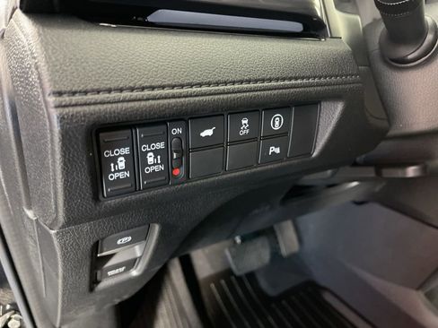 Certified 2024 Honda Odyssey Elite image 32