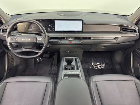 Used 2024 Kia EV9 Light Long Range image 11