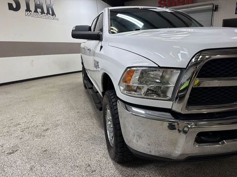 Used 2018 RAM 2500 SLT AWD/4WD image 14