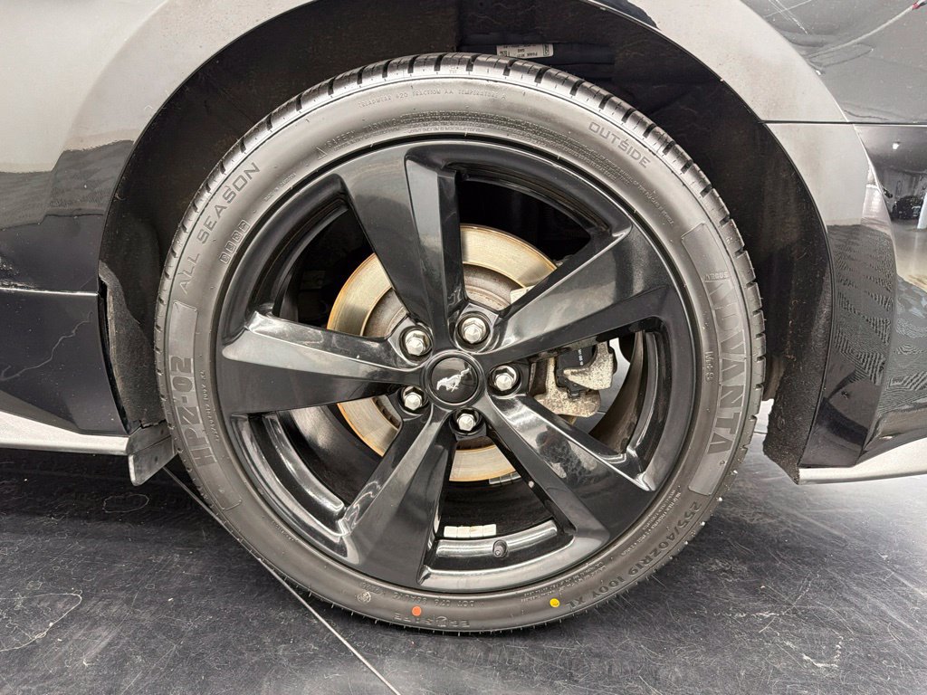 Used 2021 Ford Mustang GT Premium w/ Equipment Group 401A RWD image 16