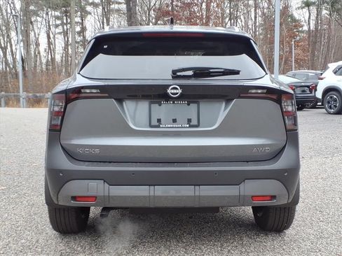 New 2026 Nissan Kicks SV w/ SV Premium Package image 5