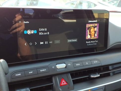 Used 2025 Kia K4 LXS image 18