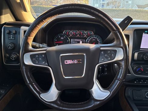 Used 2018 GMC Sierra 2500 SLT w/ Duramax Plus Package image 15