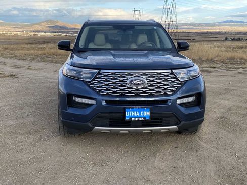 Used 2020 Ford Explorer Platinum w/ Premium Technology Package image 13