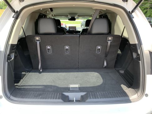 Used 2025 Honda Pilot EX-L image 45
