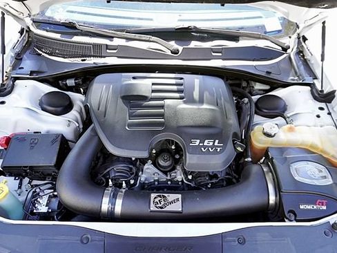 Used 2019 Dodge Charger GT w/ Blacktop Package RWD image 39