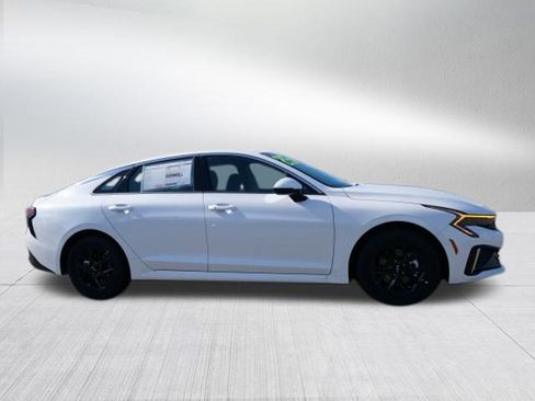 New 2025 Kia K5 LXS image 6