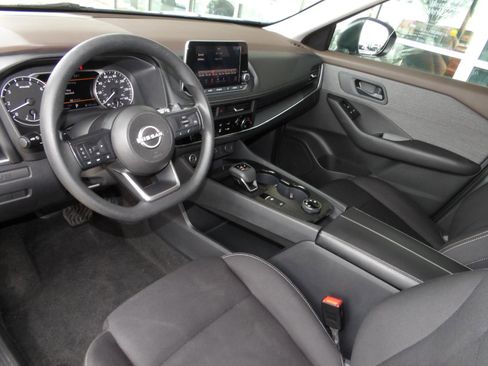 Certified 2023 Nissan Rogue S image 13