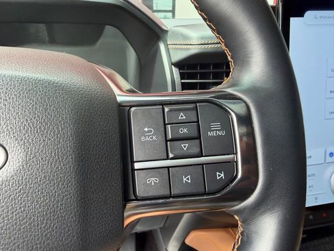 Used 2022 Ford Expedition Platinum AWD/4WD image 18
