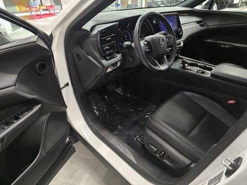 Used 2023 Lexus RX 350 Premium image 15