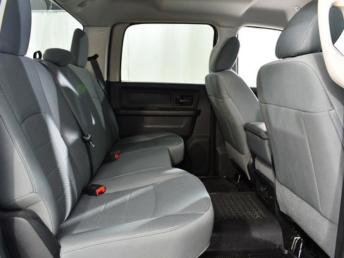 Used 2017 RAM 2500 Tradesman w/ Chrome Appearance Group image 19