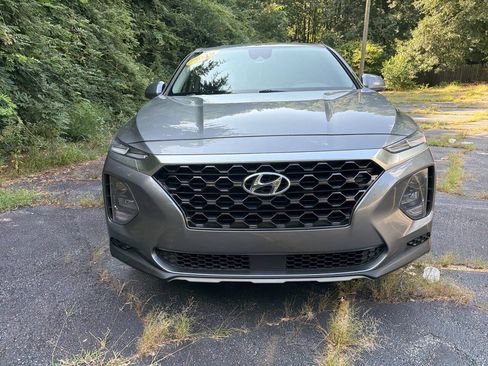 Used 2019 Hyundai Santa Fe SE FWD image 12