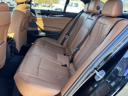 Used 2017 BMW 540i image 29