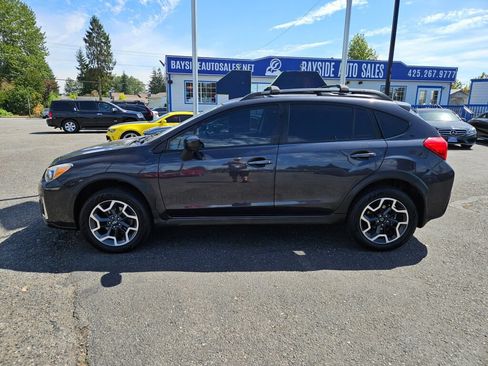 Used 2016 Subaru Crosstrek 2.0i Premium AWD/4WD image 2