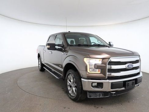 Used 2017 Ford F150 Lariat w/ Equipment Group 502A Luxury image 28