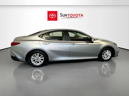 New 2025 Toyota Camry LE image 2
