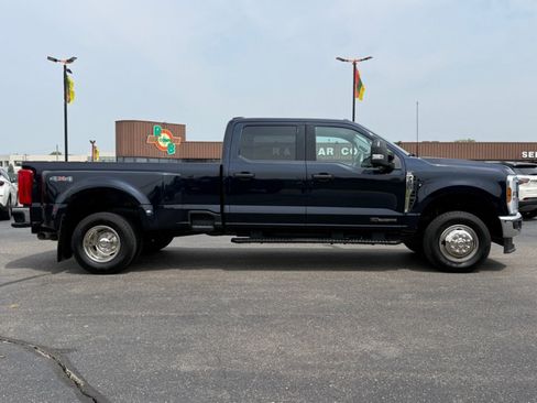 Used 2025 Ford F350 XLT AWD/4WD image 9
