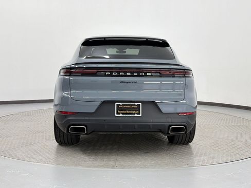 Certified 2024 Porsche Cayenne Coupe AWD/4WD image 10