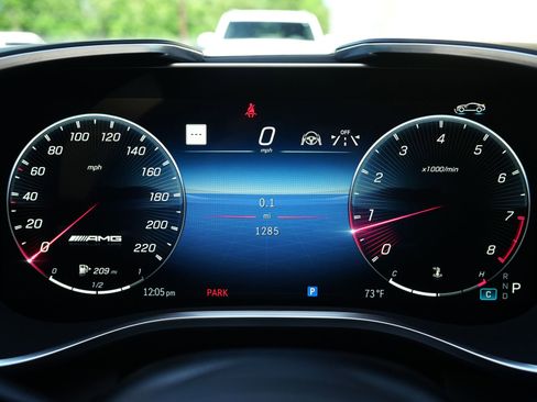 Used 2025 Mercedes-Benz AMG GT 63 image 14