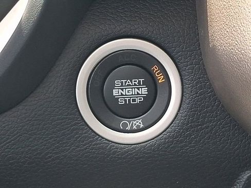 Used 2024 RAM 4500 Laramie AWD/4WD image 24
