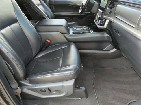 Used 2024 Ford Expedition Max XLT AWD/4WD image 21