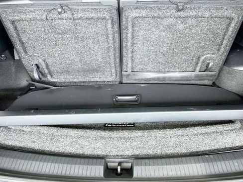 Certified 2024 Volkswagen Tiguan SE FWD image 25