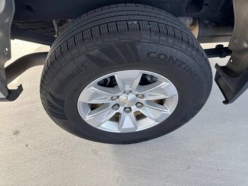 Used 2021 Chevrolet Silverado 1500 LT RWD image 19