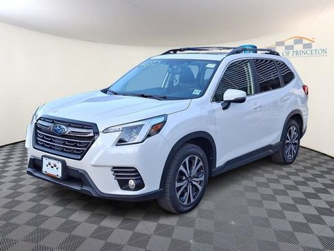 Used 2022 Subaru Forester Limited AWD/4WD image 3