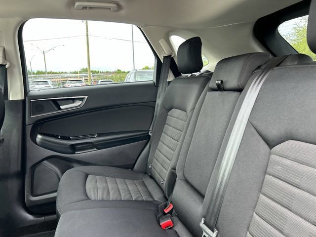 Used 2017 Ford Edge SEL AWD/4WD image 17