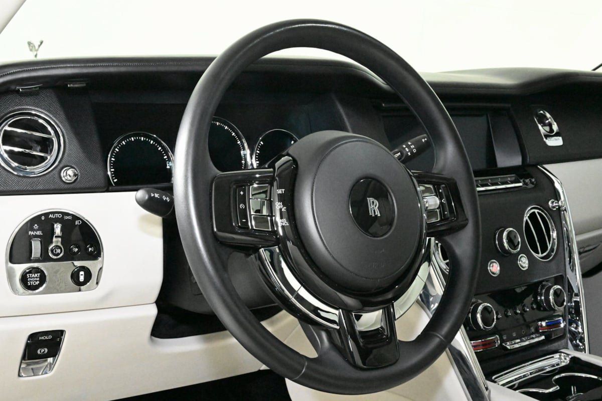 Used 2019 Rolls-Royce Cullinan AWD/4WD image 6