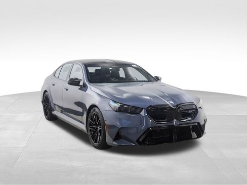 New 2026 BMW M5 w/ Carbon Package image 7