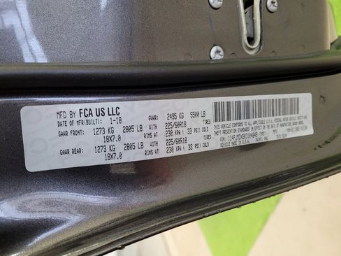 Used 2019 Jeep Cherokee Limited image 33