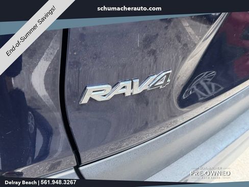 Used 2025 Toyota RAV4 XLE FWD image 14
