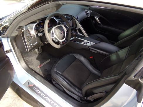 Used 2017 Chevrolet Corvette Z06 image 21