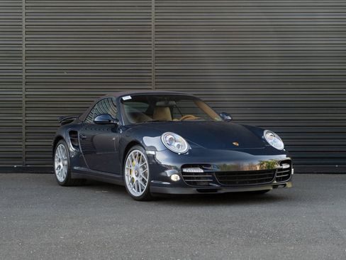 Used 2011 Porsche 911 Turbo S AWD/4WD image 10