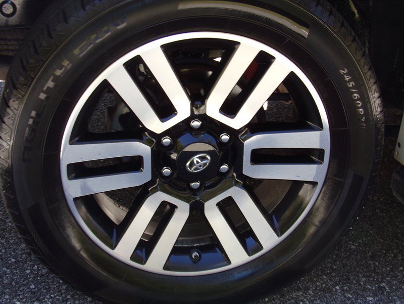 Used 2021 Toyota 4Runner Limited AWD/4WD image 15