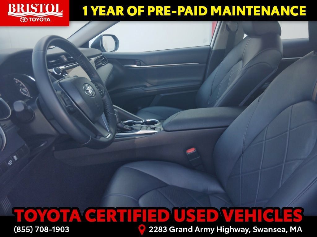 Certified 2019 Toyota Camry XLE FWD image 15