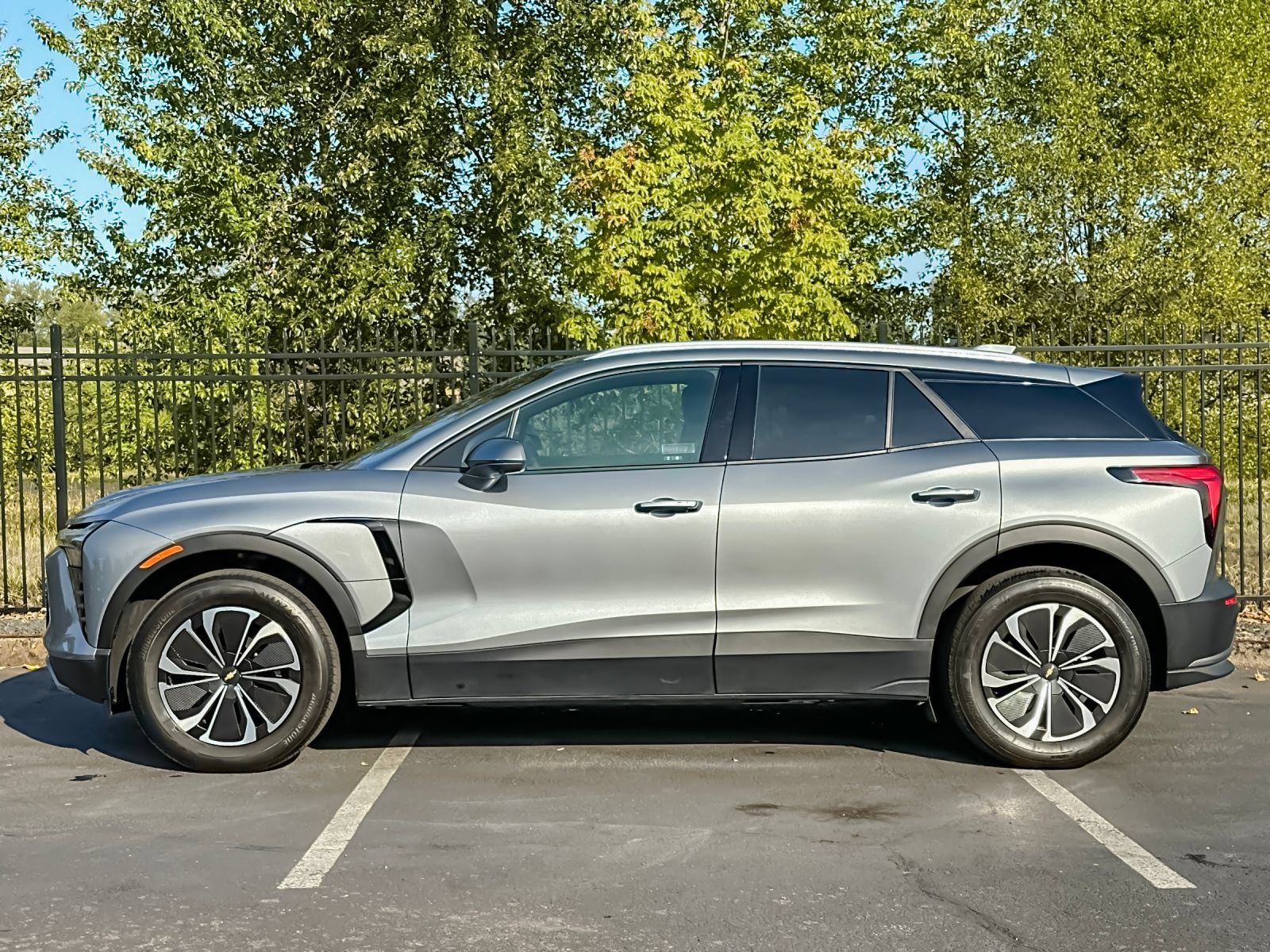 Used 2024 Chevrolet Blazer EV LT AWD/4WD image 6