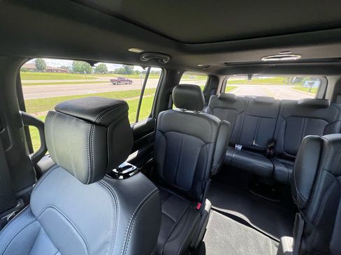 New 2026 Jeep Grand Wagoneer Summit AWD/4WD image 28