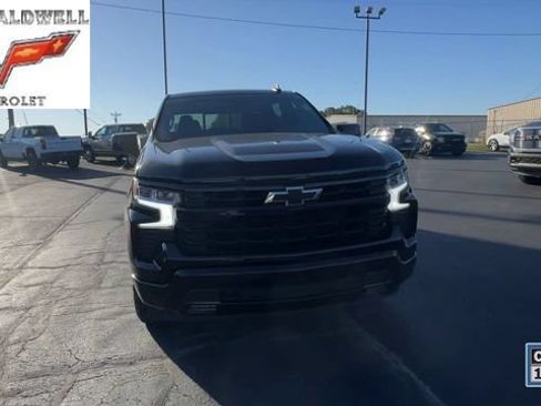 Used 2024 Chevrolet Silverado 1500 RST w/ Convenience Package II AWD/4WD image 3