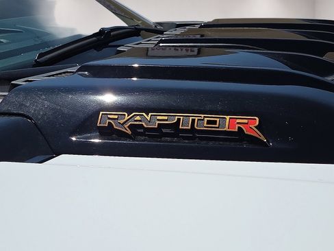 Used 2025 Ford F150 Raptor w/ Equipment Group 803A Raptor R AWD/4WD image 12