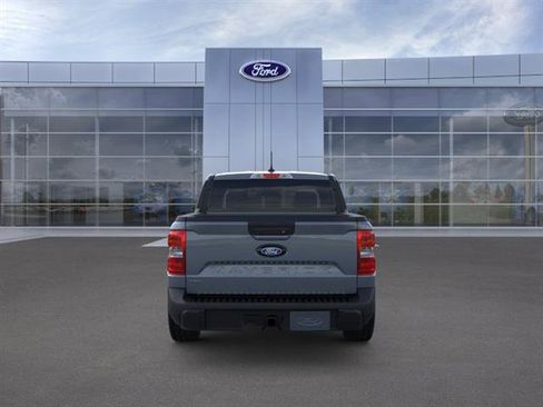 New 2025 Ford Maverick XLT w/ XLT Luxury Package image 9